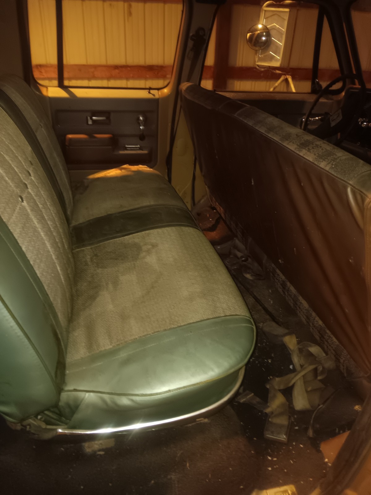 Chevrolet-Other-1975-Crew-Cab-Pickup-1