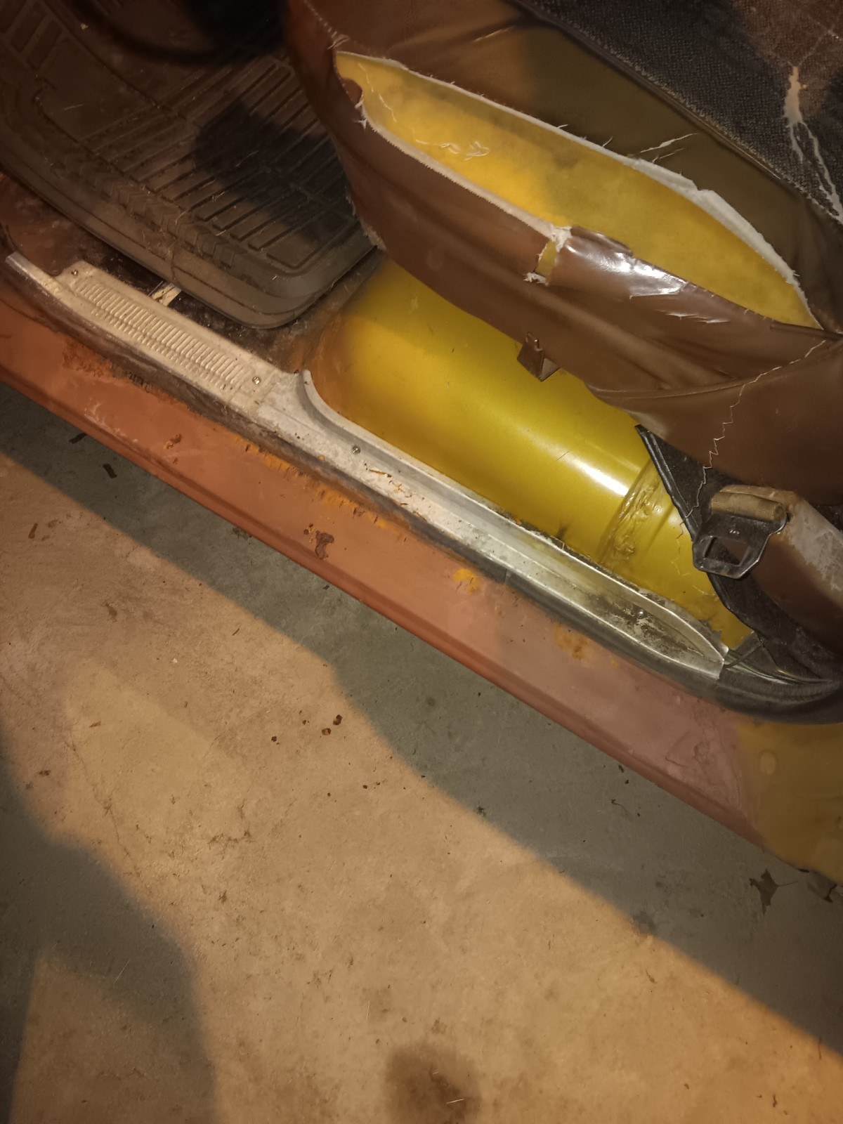 Chevrolet-Other-1975-Crew-Cab-Pickup-12