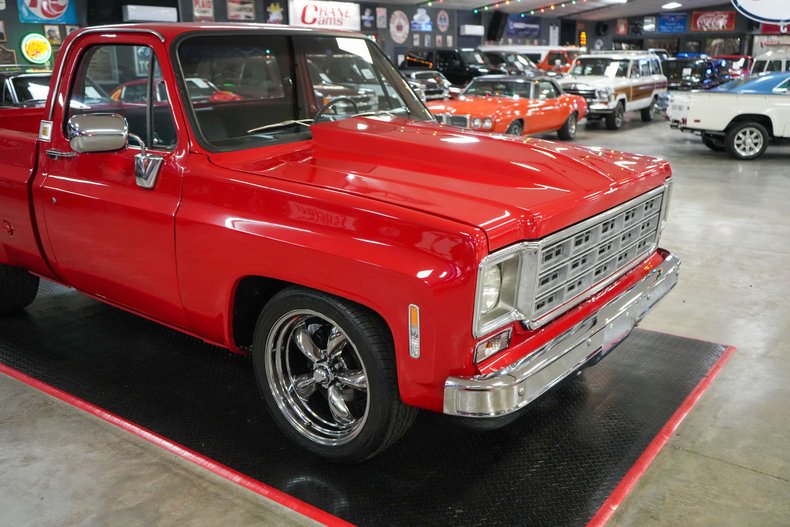 Chevrolet-Other-1977-Red-Black-10