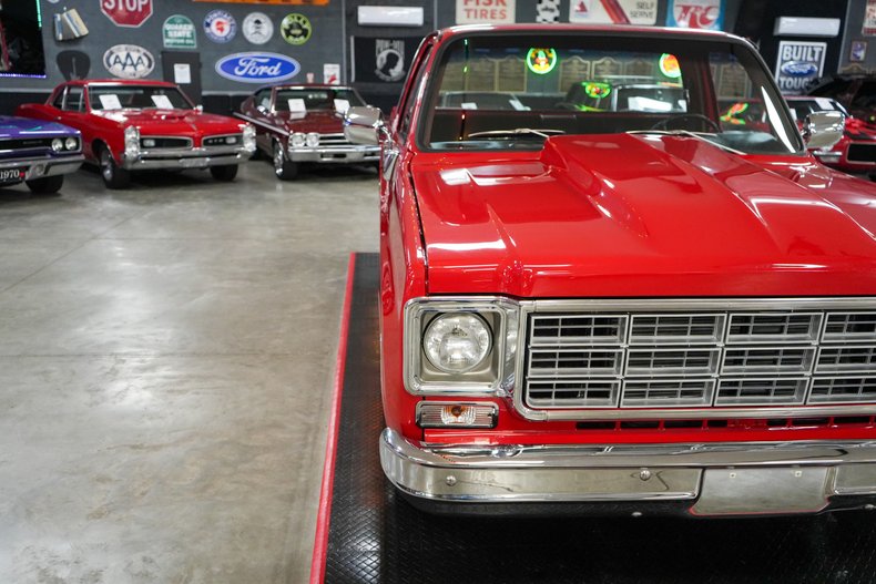 Chevrolet-Other-1977-Red-Black-17