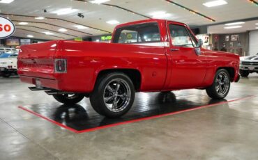 Chevrolet-Other-1977-Red-Black-27