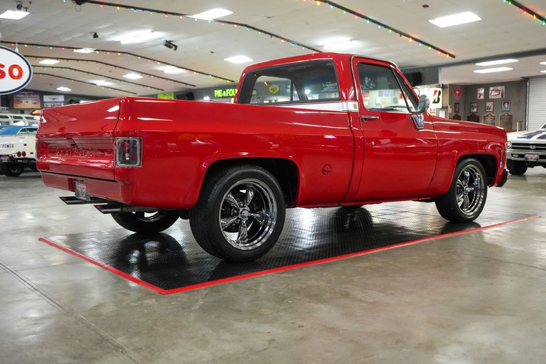 Chevrolet-Other-1977-Red-Black-27