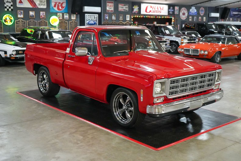 Chevrolet-Other-1977-Red-Black-3