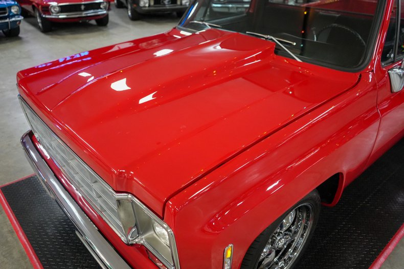 Chevrolet-Other-1977-Red-Black-33