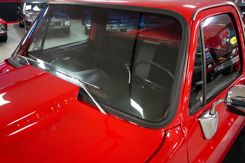 Chevrolet-Other-1977-Red-Black-34