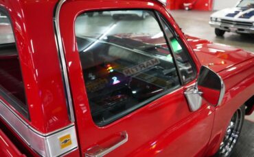 Chevrolet-Other-1977-Red-Black-37