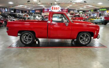 Chevrolet-Other-1977-Red-Black-46