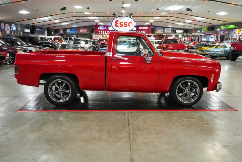 Chevrolet-Other-1977-Red-Black-46