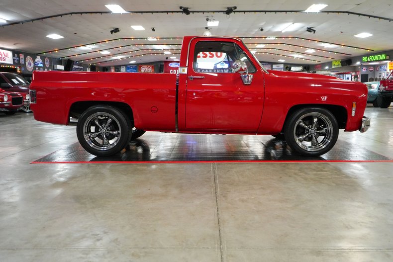 Chevrolet-Other-1977-Red-Black-9