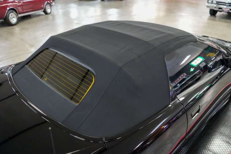 Chevrolet-Other-1994-Black-Tan-43