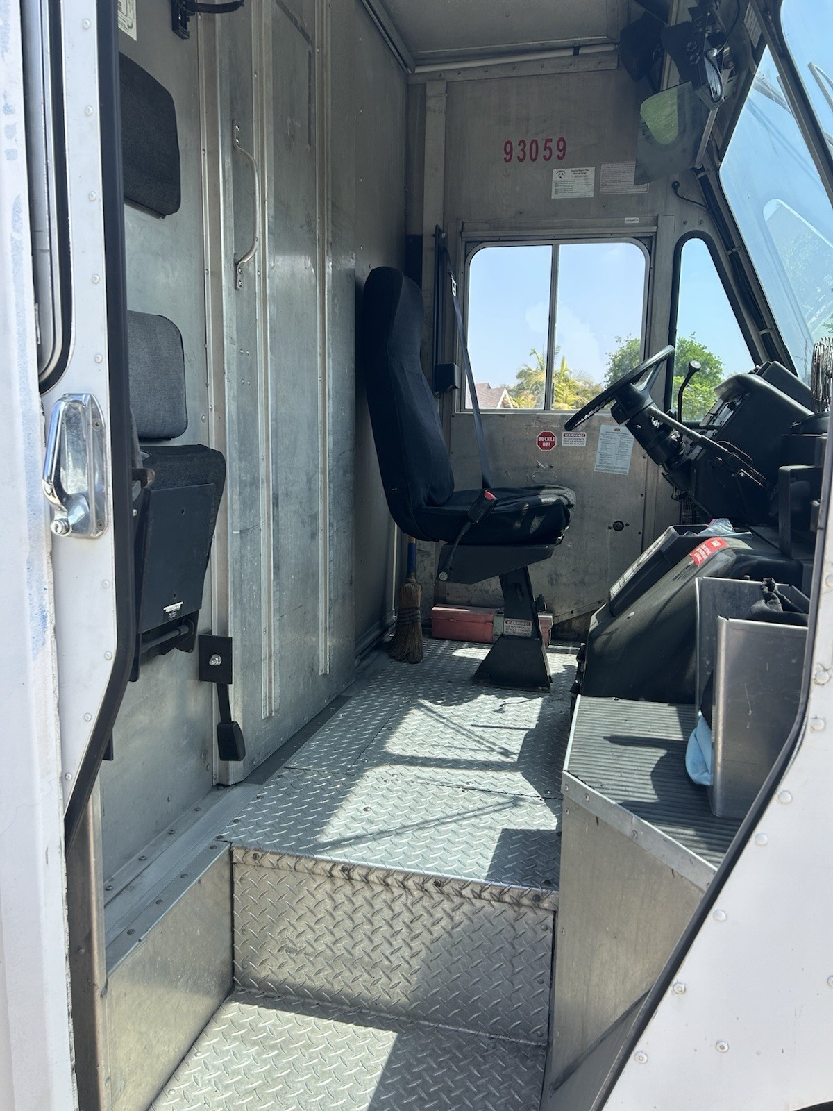 Chevrolet-Other-1994-Commercial-Vehicle-11