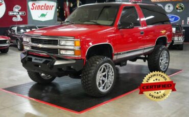 Chevrolet-Other-1995-Red-Gray-11