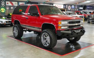 Chevrolet-Other-1995-Red-Gray-17