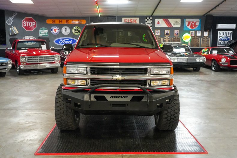 Chevrolet-Other-1995-Red-Gray-18