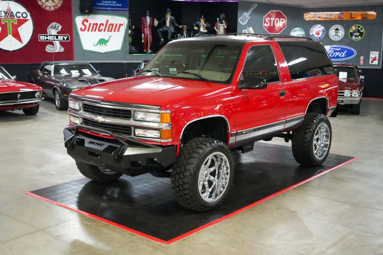 Chevrolet-Other-1995-Red-Gray-19
