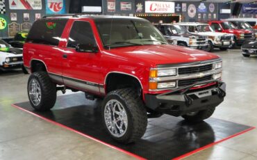 Chevrolet-Other-1995-Red-Gray-22