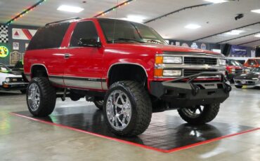 Chevrolet-Other-1995-Red-Gray-25