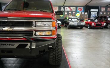 Chevrolet-Other-1995-Red-Gray-26