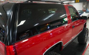 Chevrolet-Other-1995-Red-Gray-30