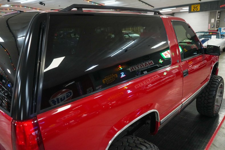 Chevrolet-Other-1995-Red-Gray-30