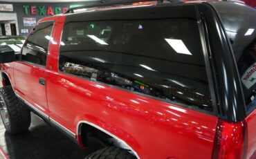 Chevrolet-Other-1995-Red-Gray-32