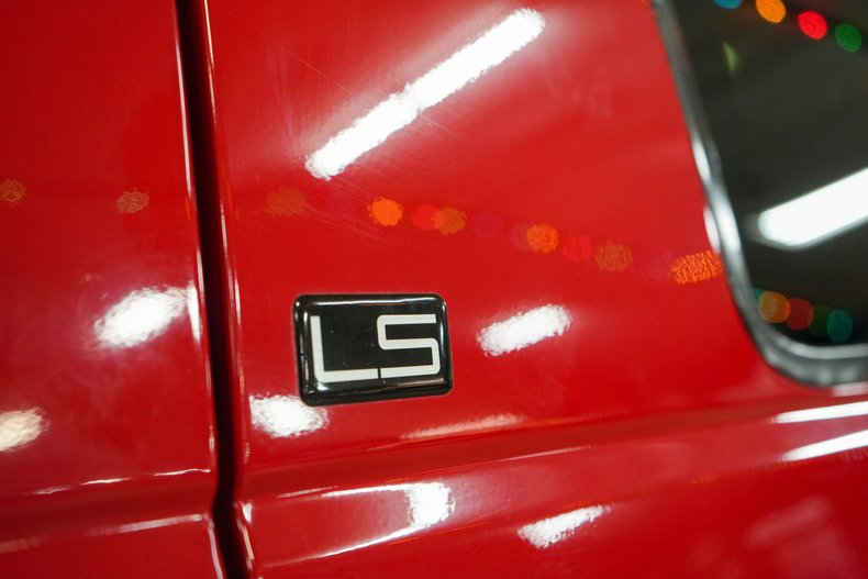 Chevrolet-Other-1995-Red-Gray-41