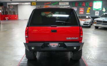 Chevrolet-Other-1995-Red-Gray-44
