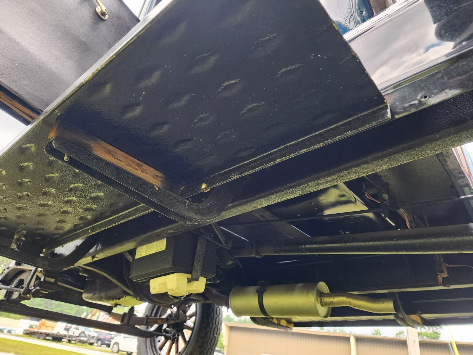 Chevrolet-Other-Pickups-1927-25