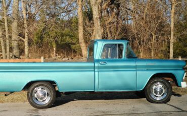 Chevrolet-Other-Pickups-1961-Standard-Cab-Pickup-3
