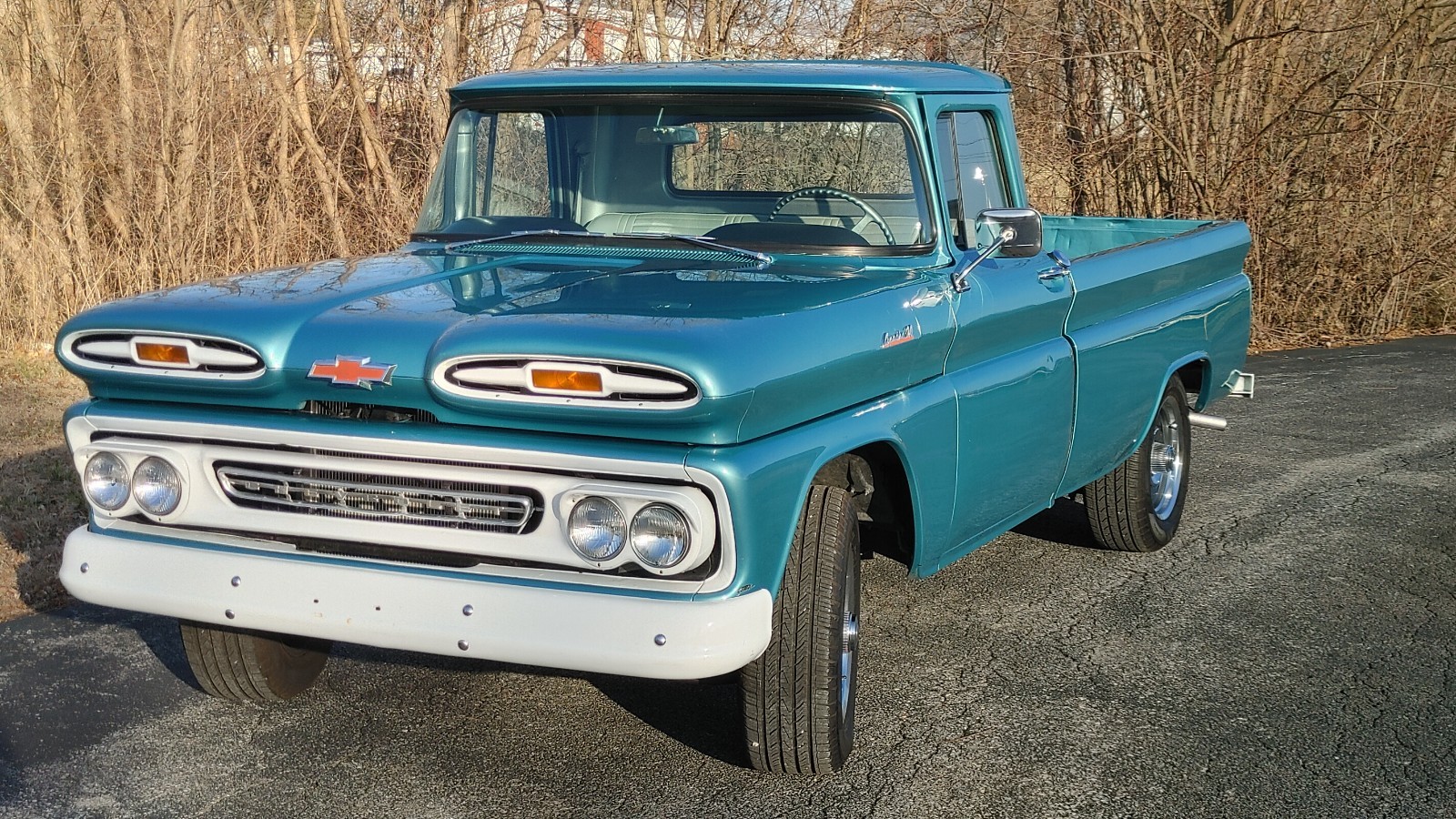 Chevrolet-Other-Pickups-1961-Standard-Cab-Pickup