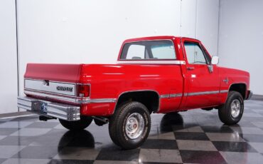 Chevrolet-Other-Pickups-1984-Pickup-Truck-11