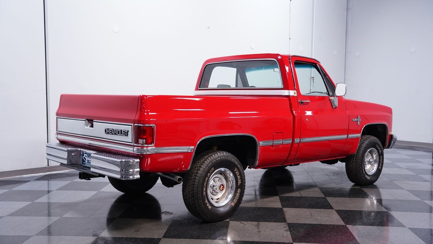 Chevrolet-Other-Pickups-1984-Pickup-Truck-11