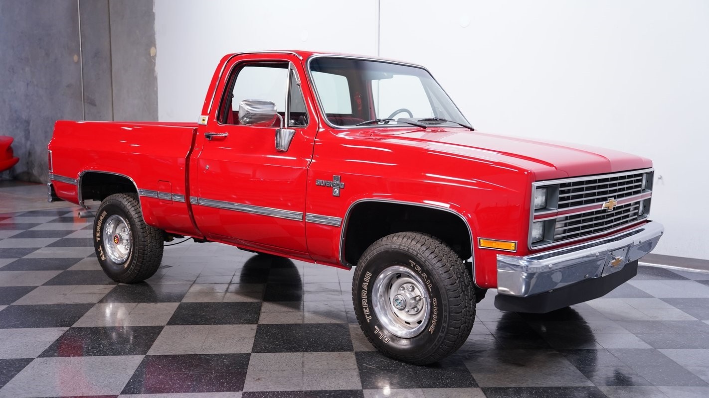 Chevrolet-Other-Pickups-1984-Pickup-Truck-13