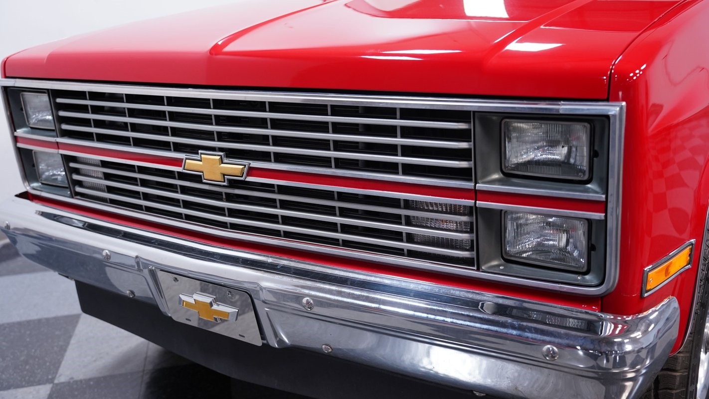 Chevrolet-Other-Pickups-1984-Pickup-Truck-17