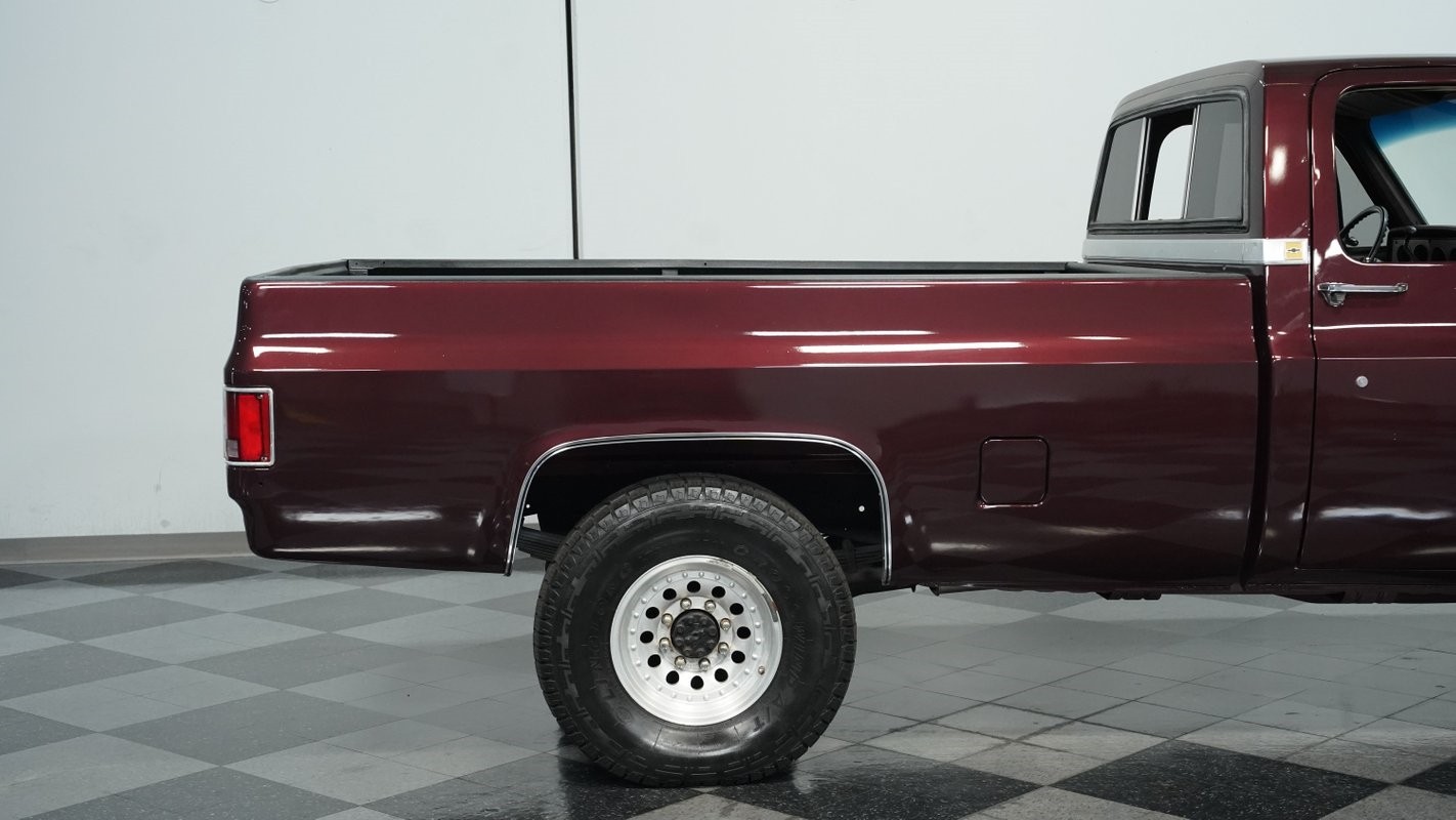 Chevrolet-Other-Pickups-1984-Pickup-Truck-22