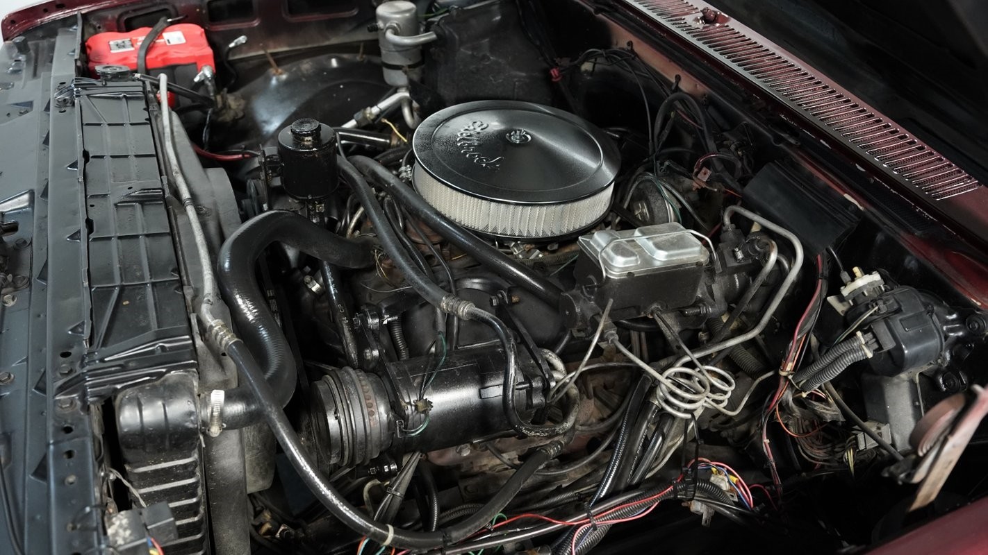 Chevrolet-Other-Pickups-1984-Pickup-Truck-25