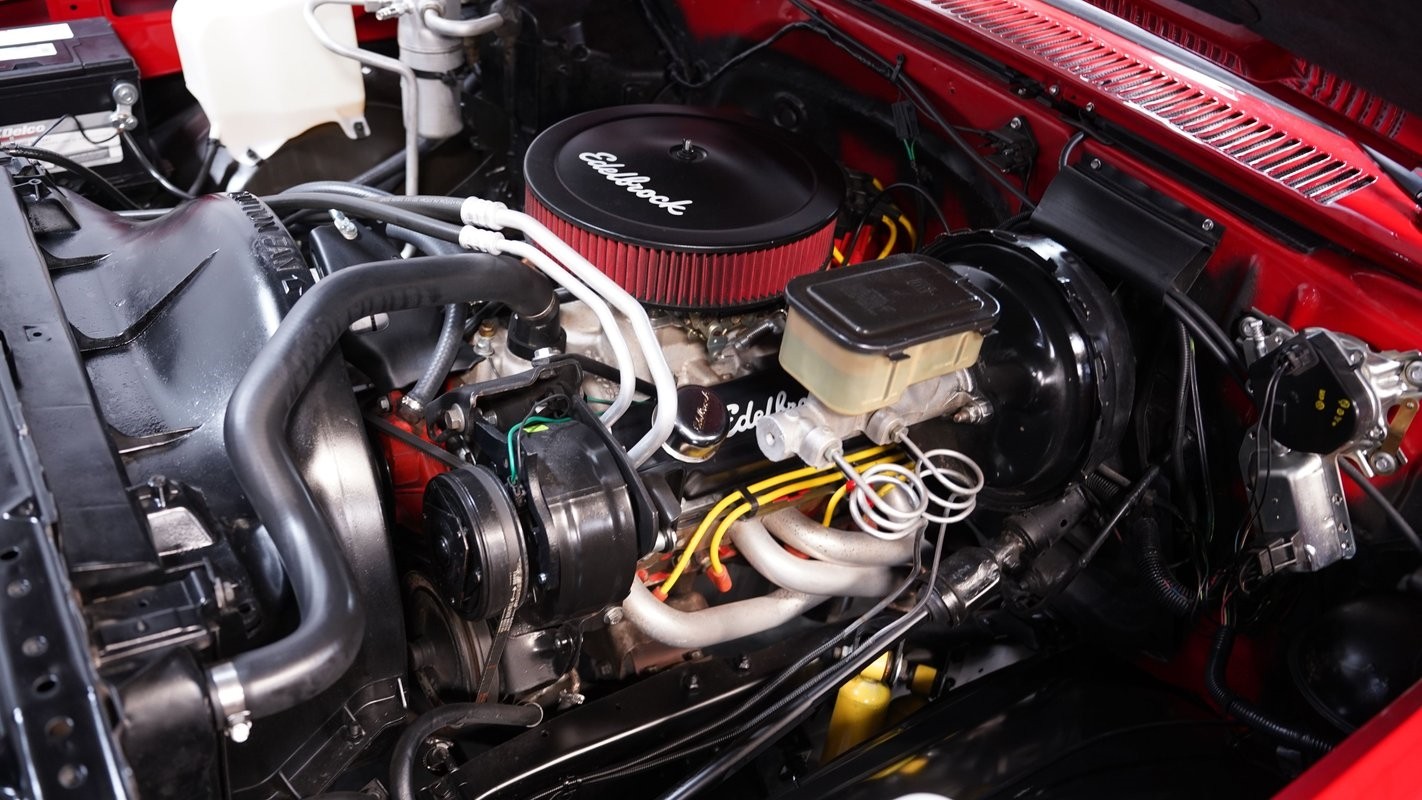 Chevrolet-Other-Pickups-1984-Pickup-Truck-27