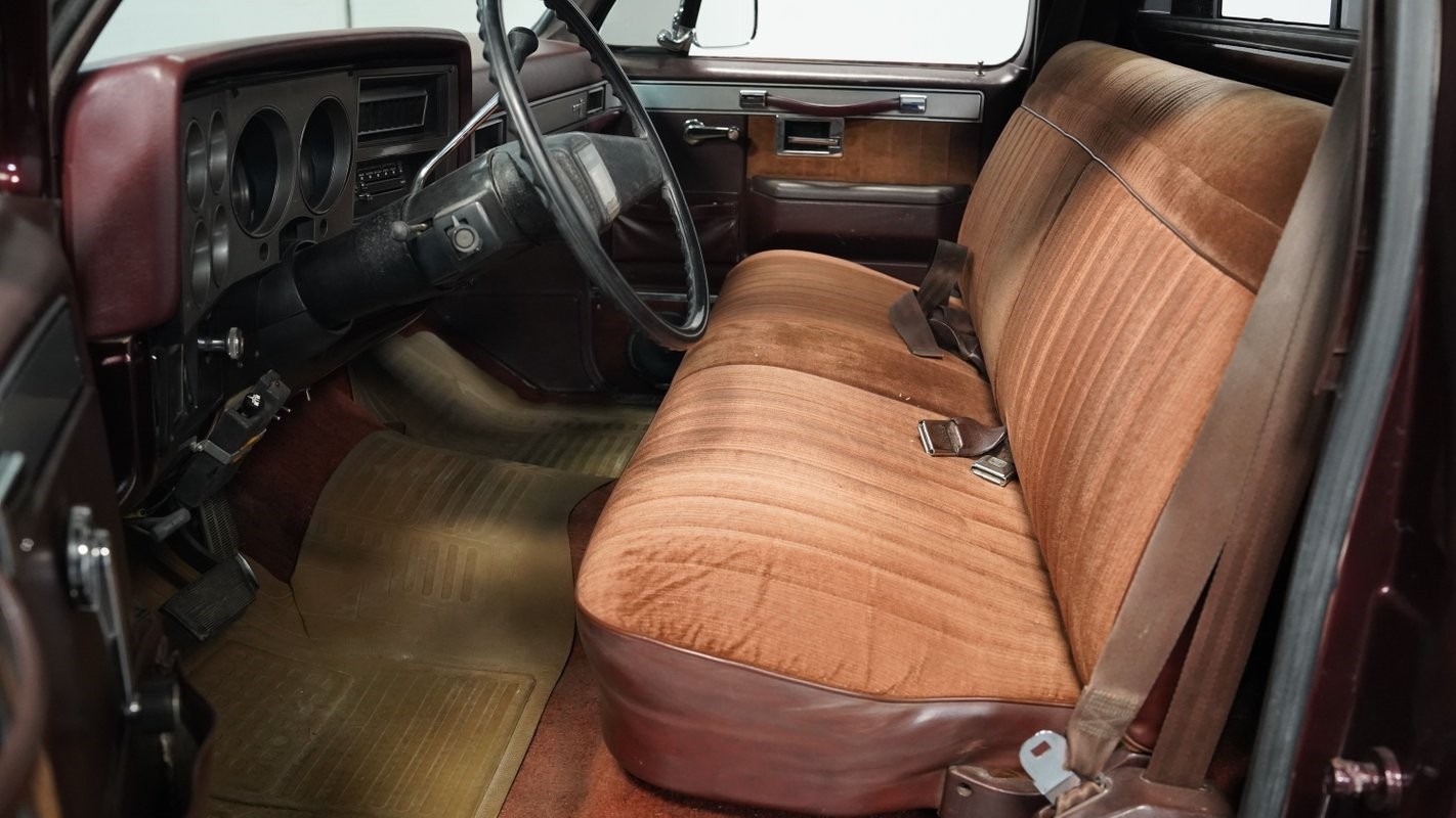 Chevrolet-Other-Pickups-1984-Pickup-Truck-29