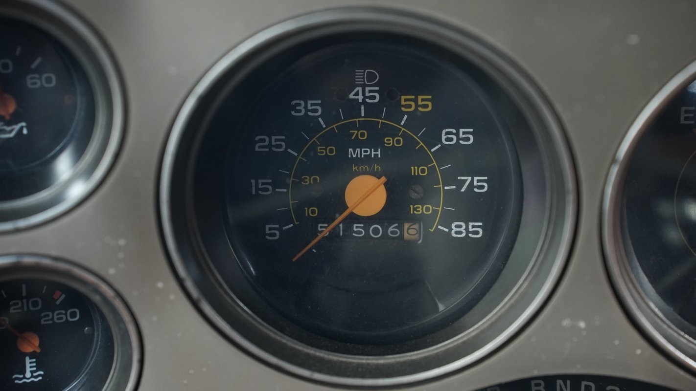 Chevrolet-Other-Pickups-1984-Pickup-Truck-32