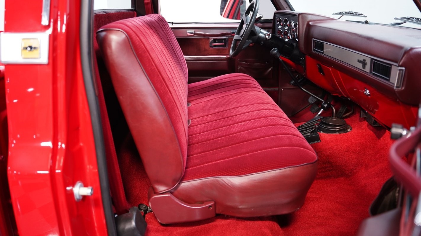 Chevrolet-Other-Pickups-1984-Pickup-Truck-36