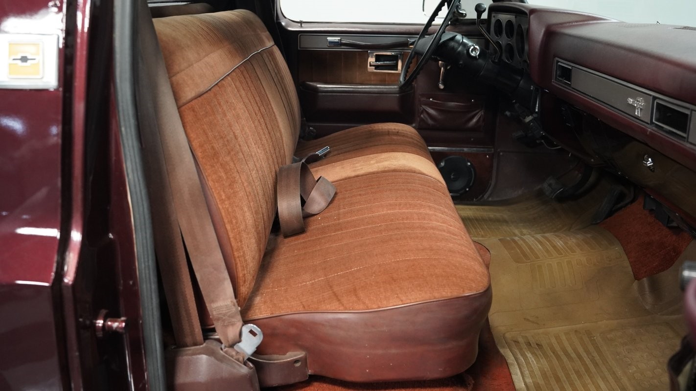 Chevrolet-Other-Pickups-1984-Pickup-Truck-36