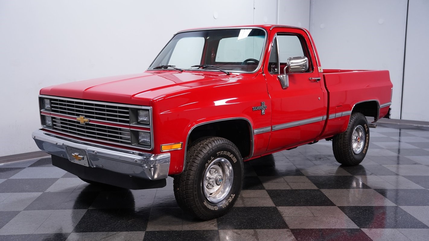 Chevrolet-Other-Pickups-1984-Pickup-Truck-5