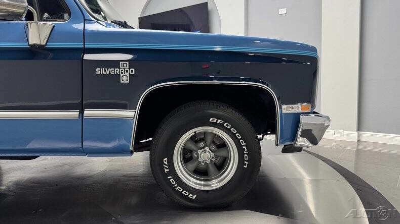 Chevrolet-RV-10-Series-1987-Other-11