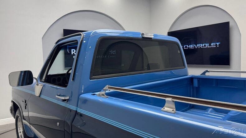 Chevrolet-RV-10-Series-1987-Other-22