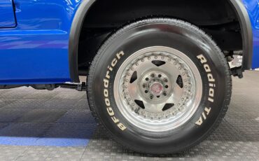 Chevrolet-S-10-1983-Standard-Cab-Pickup-19