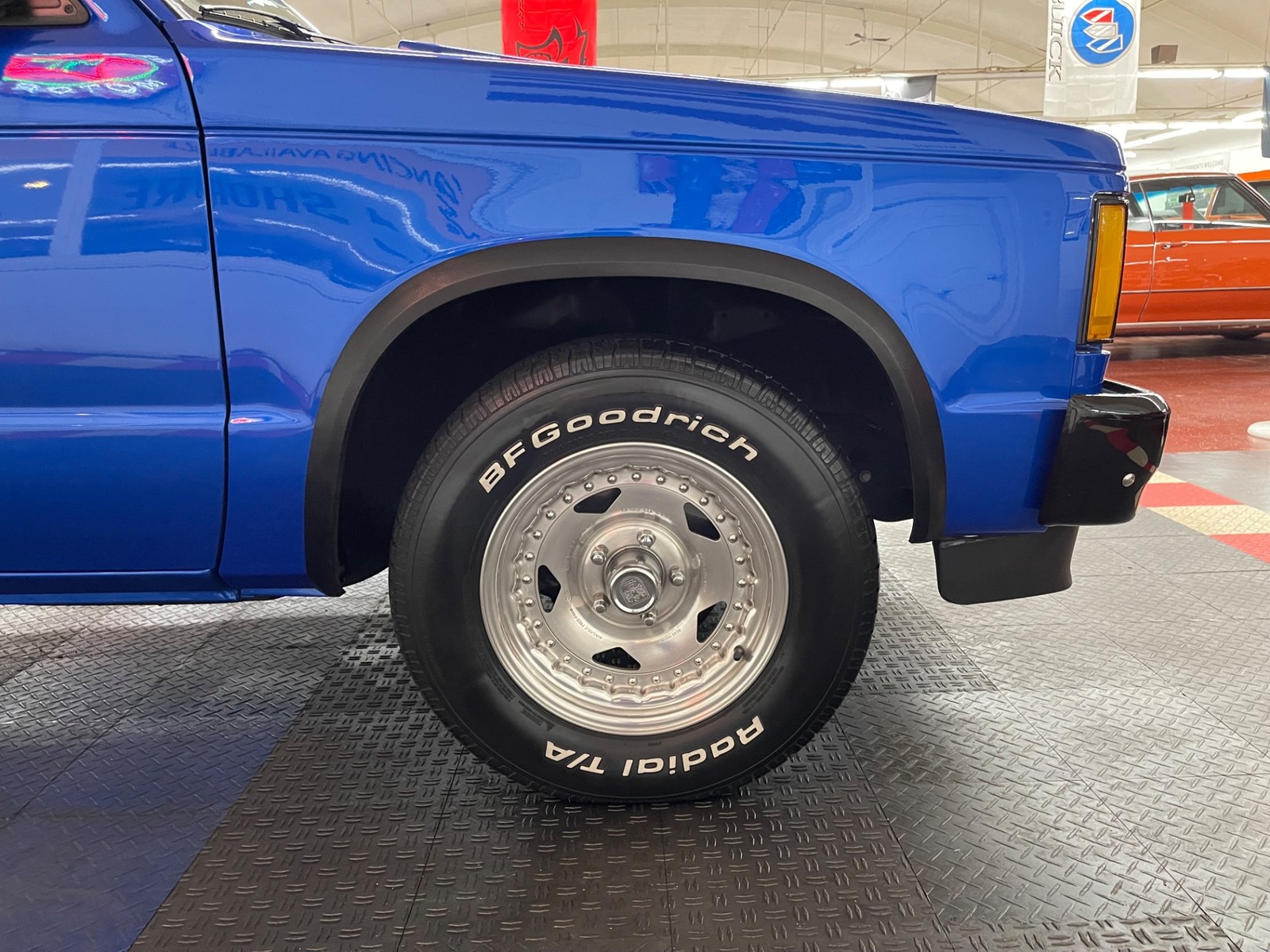 Chevrolet-S-10-1983-Standard-Cab-Pickup-22