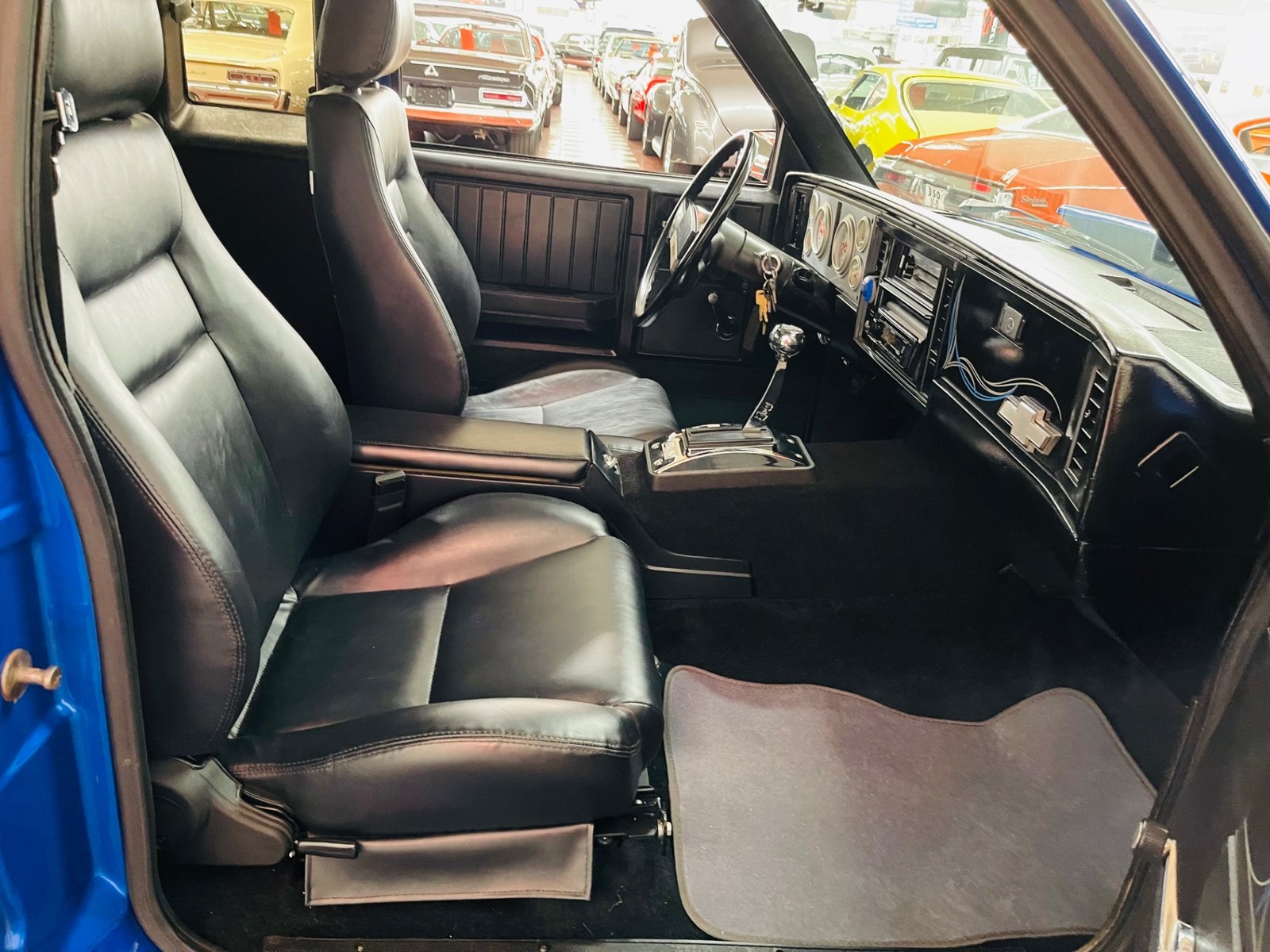 Chevrolet-S-10-1983-Standard-Cab-Pickup-38