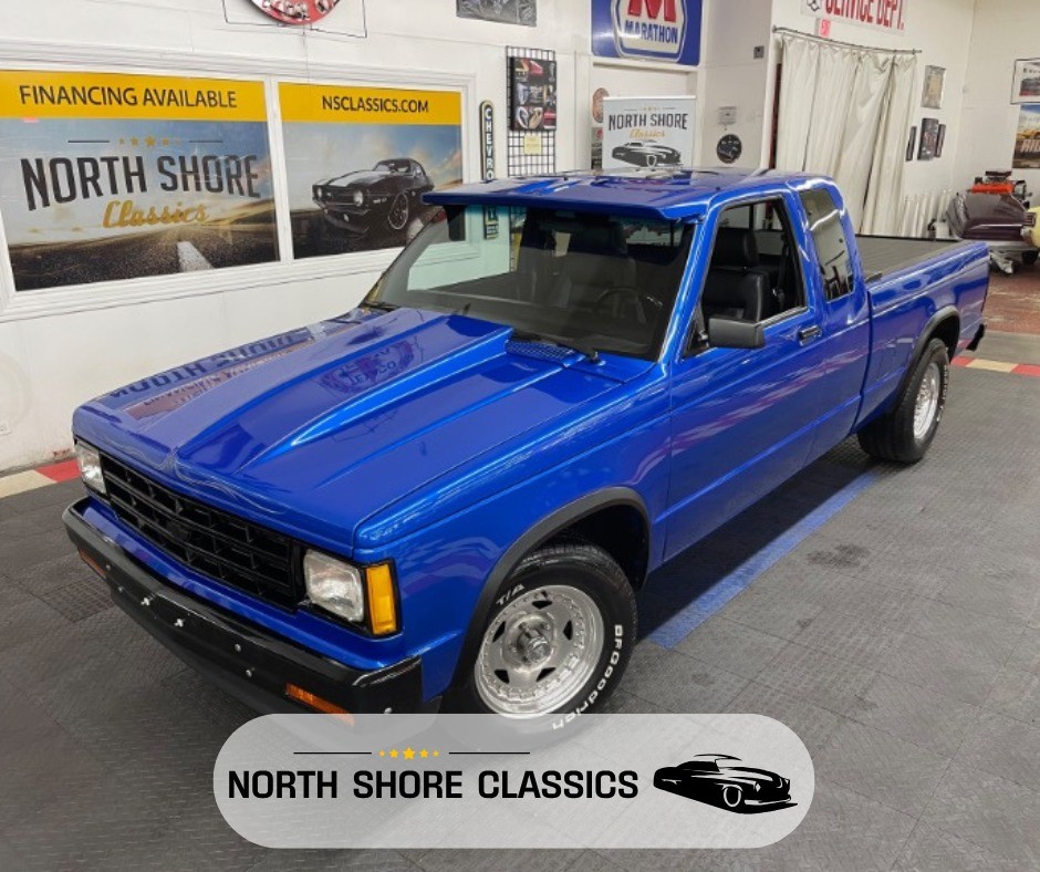 Chevrolet S-10 1983 Standard Cab Pickup