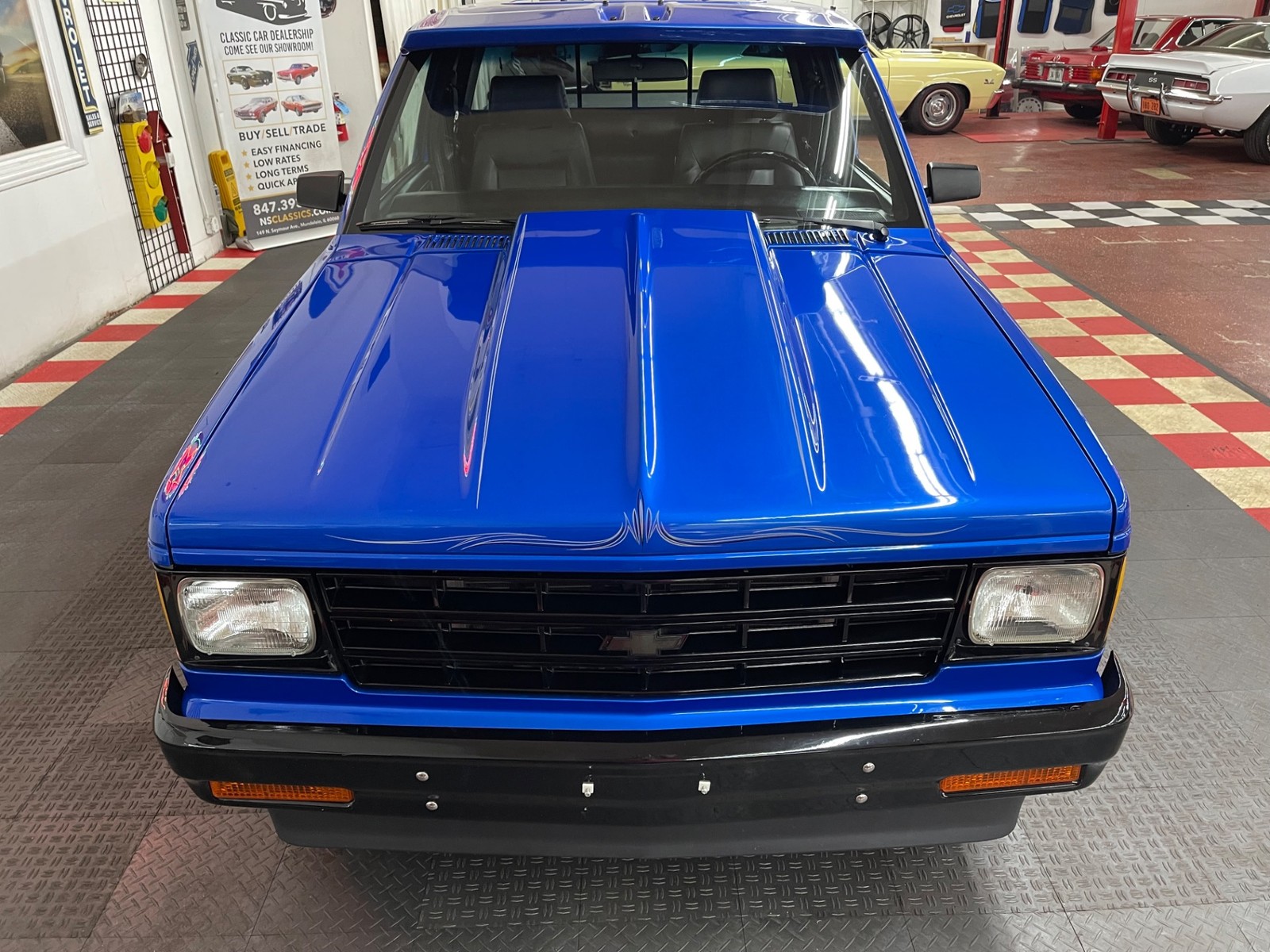 Chevrolet-S-10-1983-Standard-Cab-Pickup-6