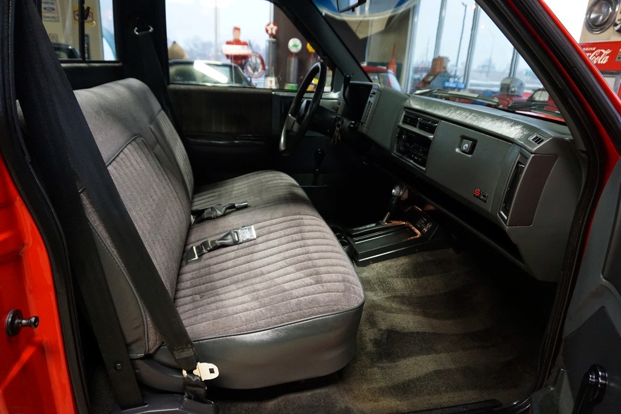 Chevrolet-S-10-1991-Standard-Cab-Pickup-22